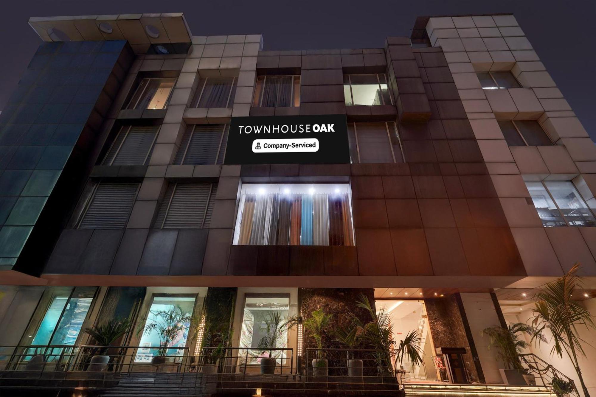 Townhouse Oak Agra Near Sultanganj Puliya Formerly Bb Grand Exterior photo